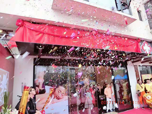 纯真香薰SPA华发四季店开业